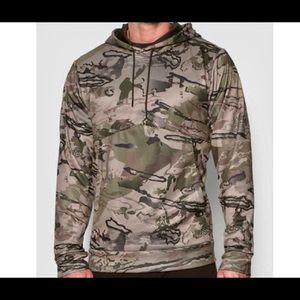 Under Armour camouflage pull over XXL NWT